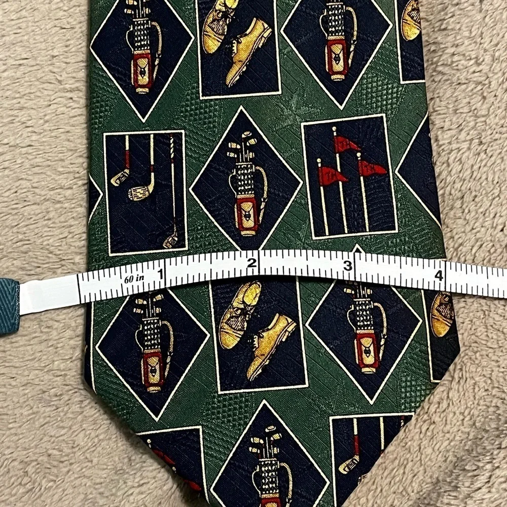 Vintage Tommy Hilfiger Neck Tie 100% Silk Novelty Golf Print Green Made in USA